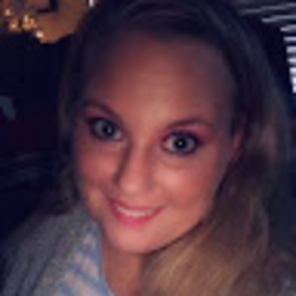Meet your Posher, Cassie
